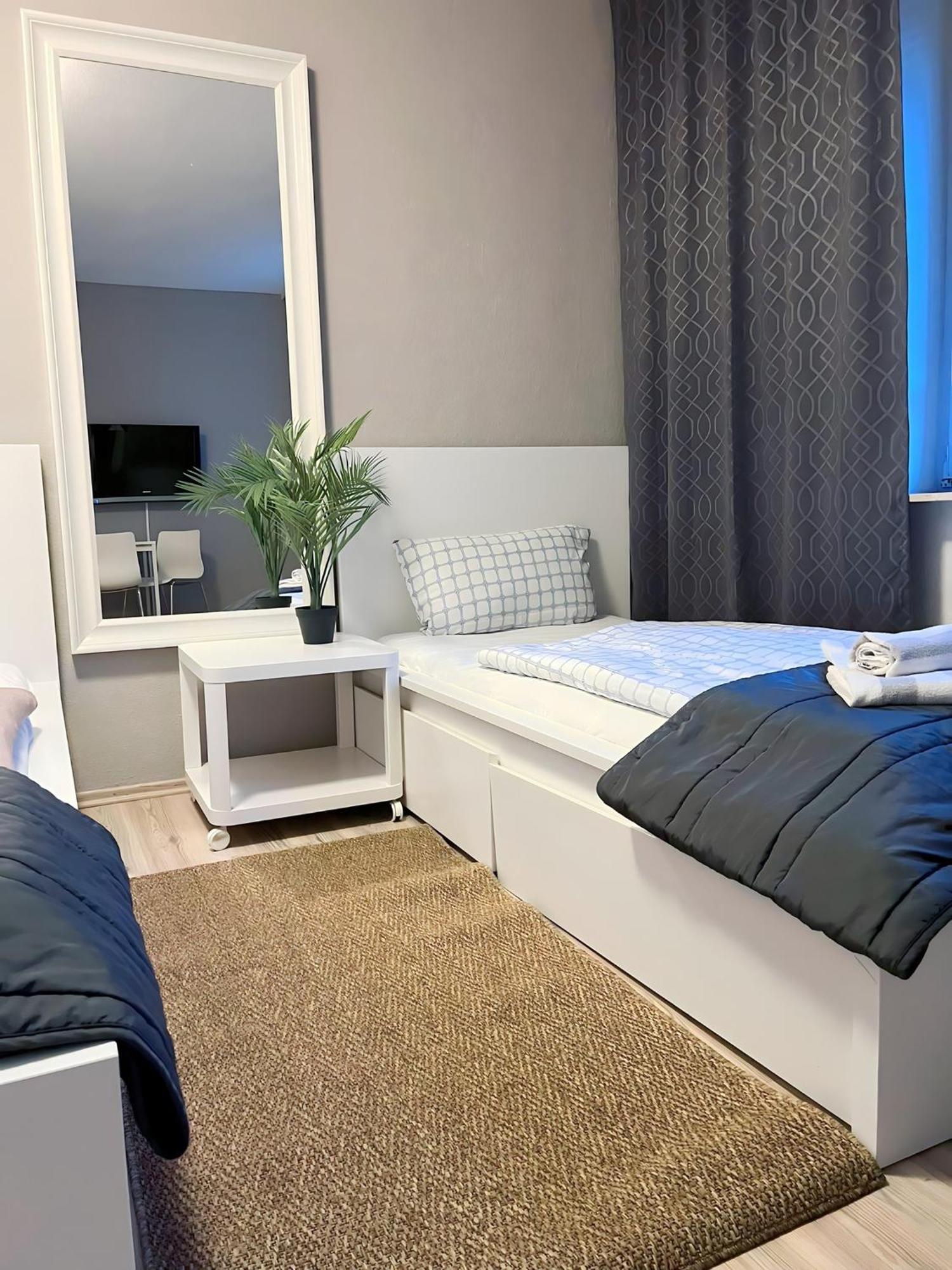 Apartment Hotel Lindeneck Erfurt Exteriör bild