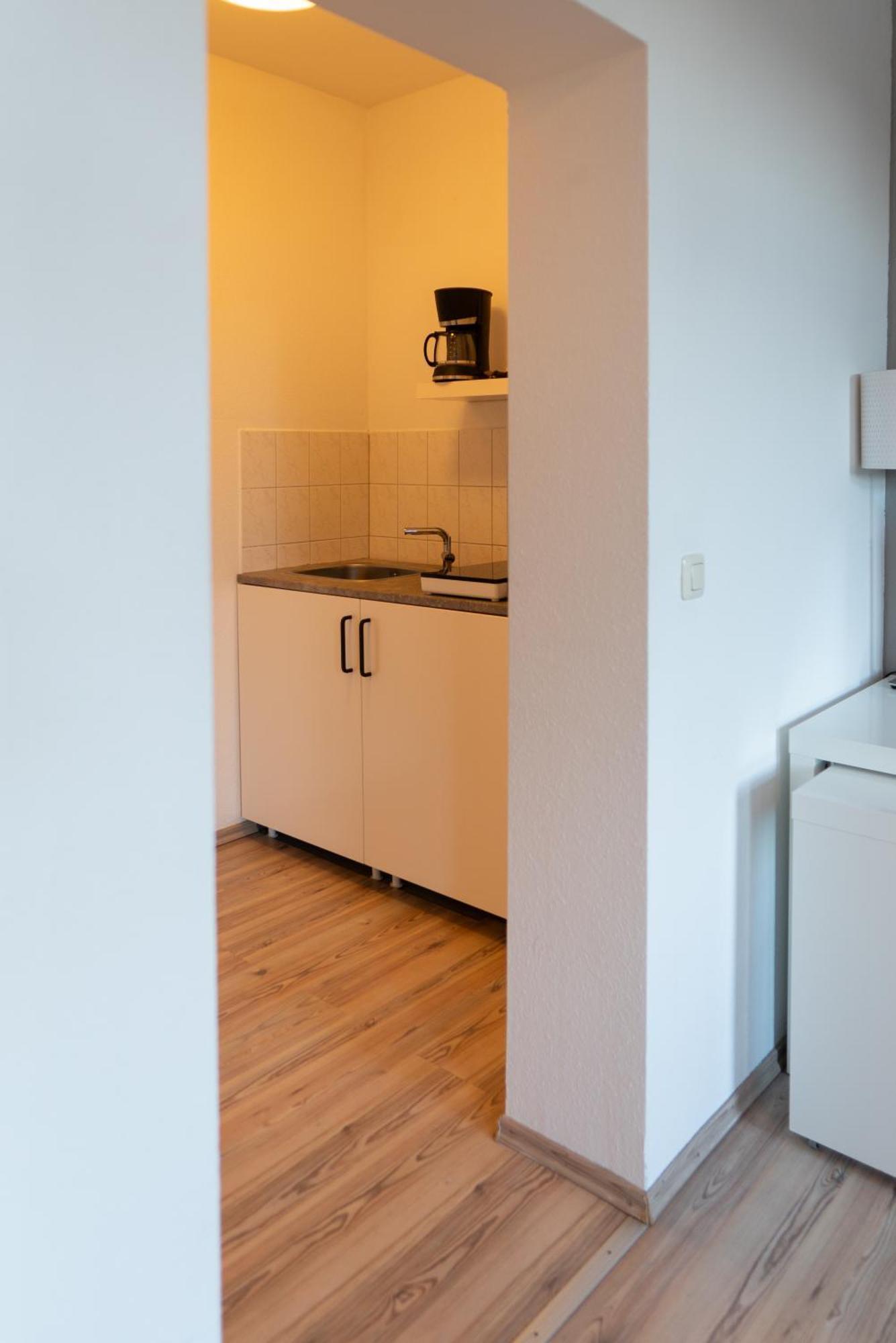 Apartment Hotel Lindeneck Erfurt Exteriör bild