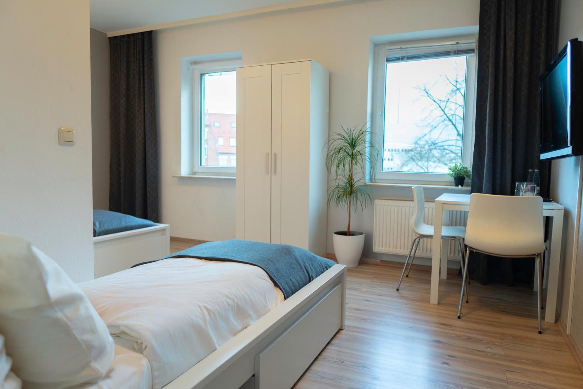 Apartment Hotel Lindeneck Erfurt Exteriör bild